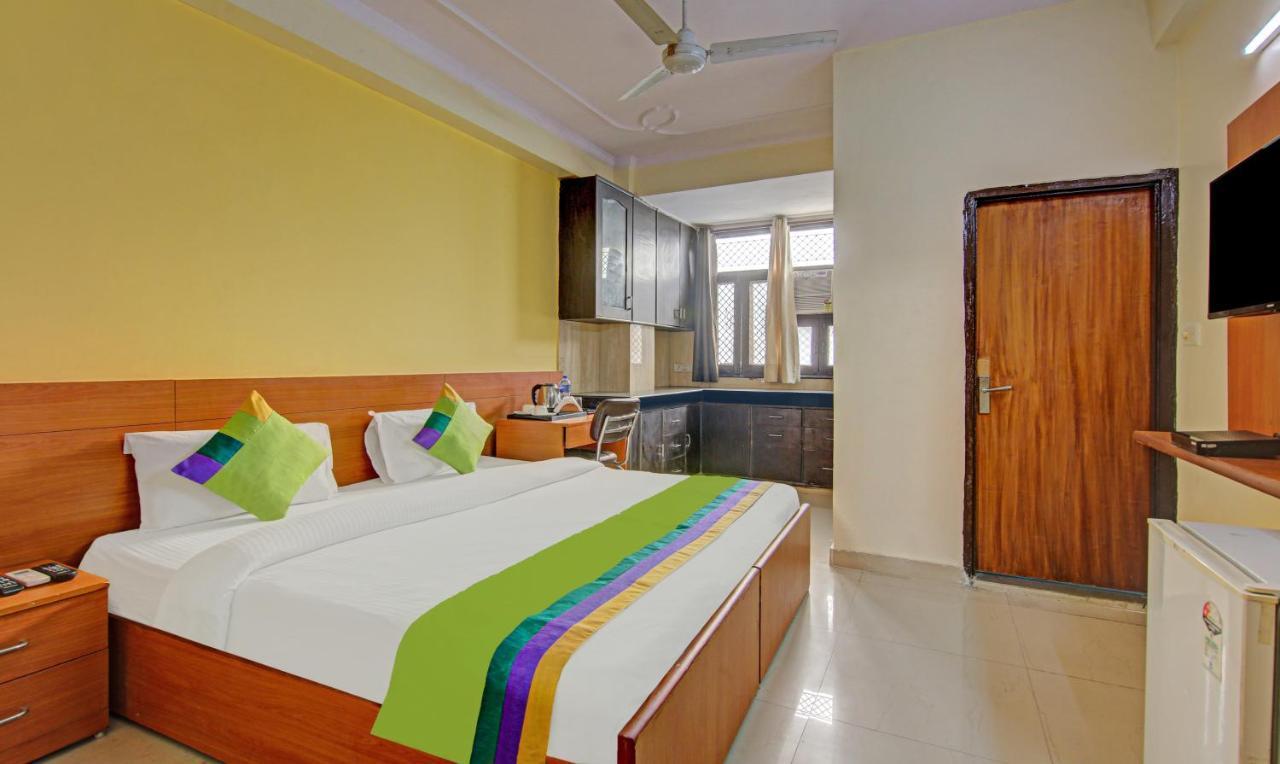 Treebo Tms Residency Hotel นิวเดลี ภายนอก รูปภาพ