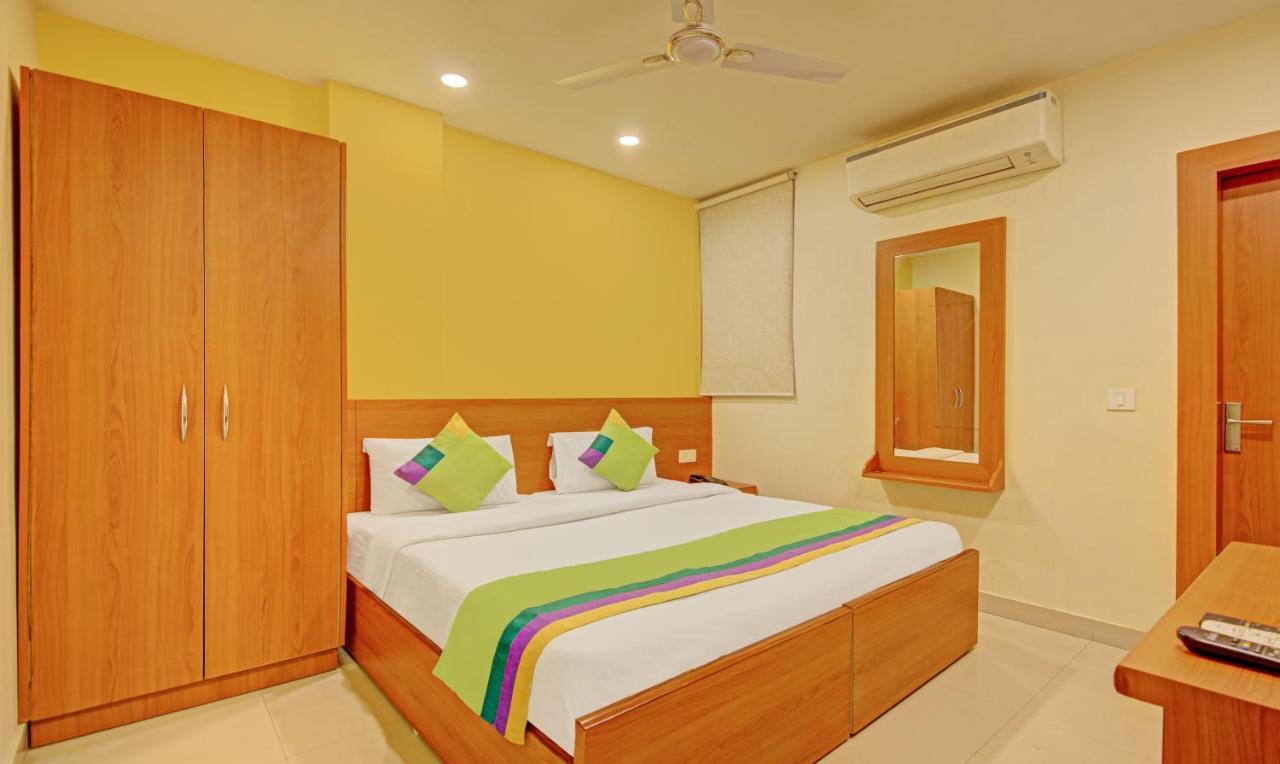 Treebo Tms Residency Hotel นิวเดลี ภายนอก รูปภาพ
