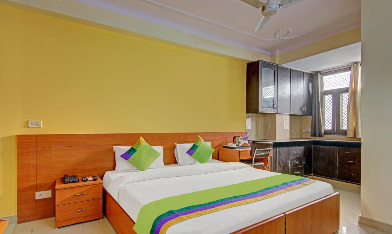 Treebo Tms Residency Hotel นิวเดลี ภายนอก รูปภาพ