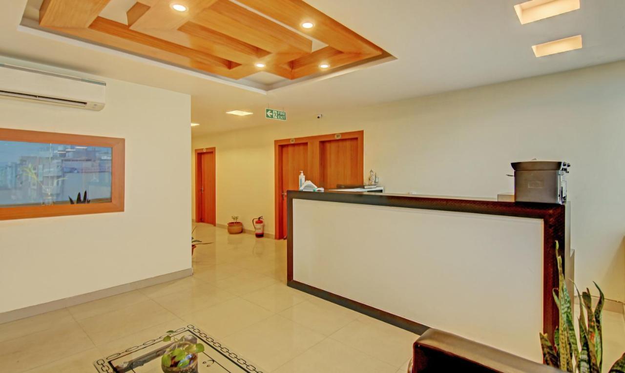 Treebo Tms Residency Hotel นิวเดลี ภายนอก รูปภาพ