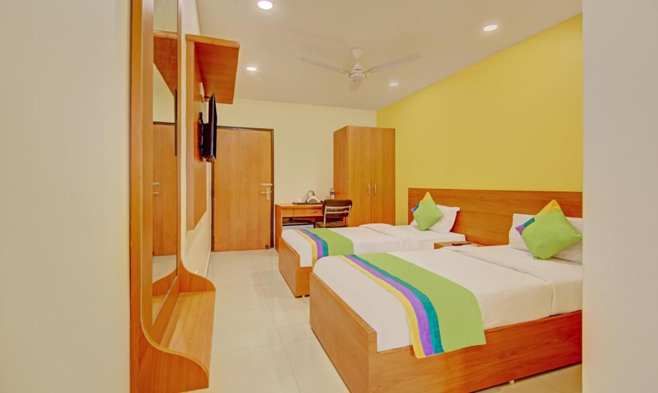 Treebo Tms Residency Hotel นิวเดลี ภายนอก รูปภาพ