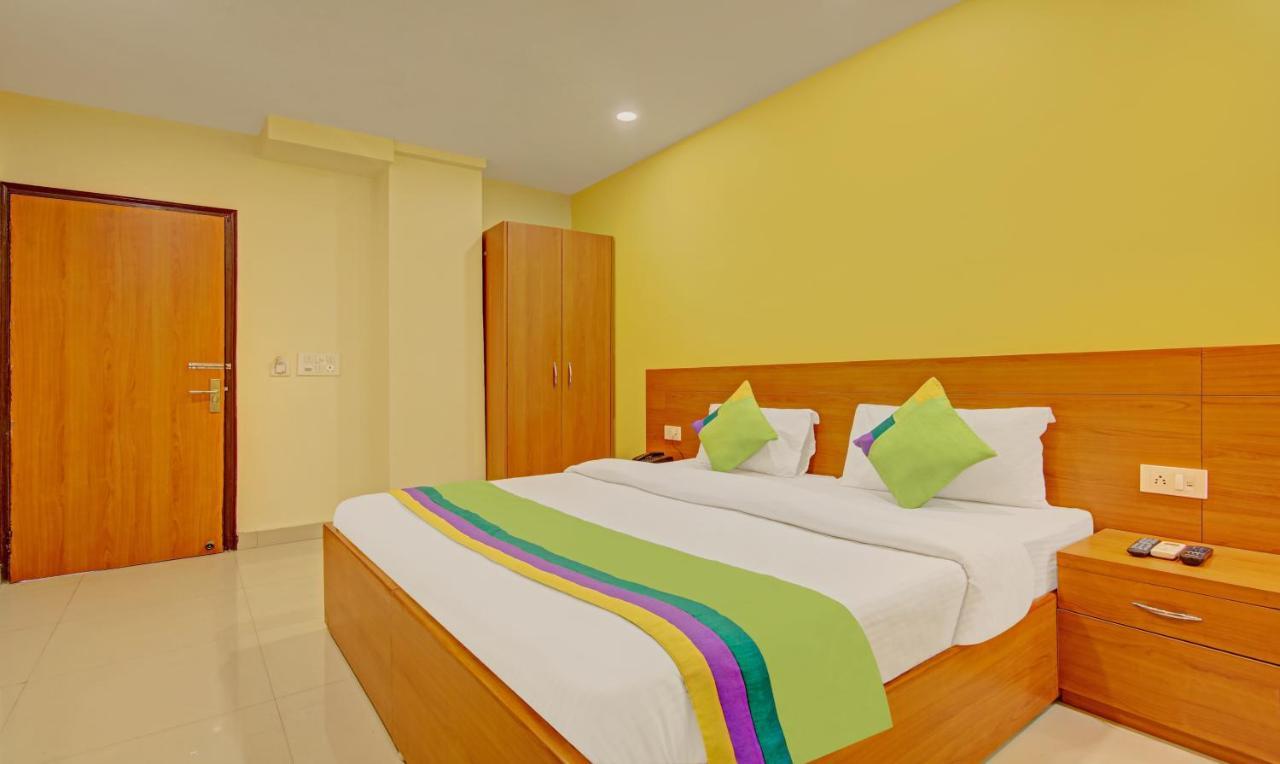 Treebo Tms Residency Hotel นิวเดลี ภายนอก รูปภาพ