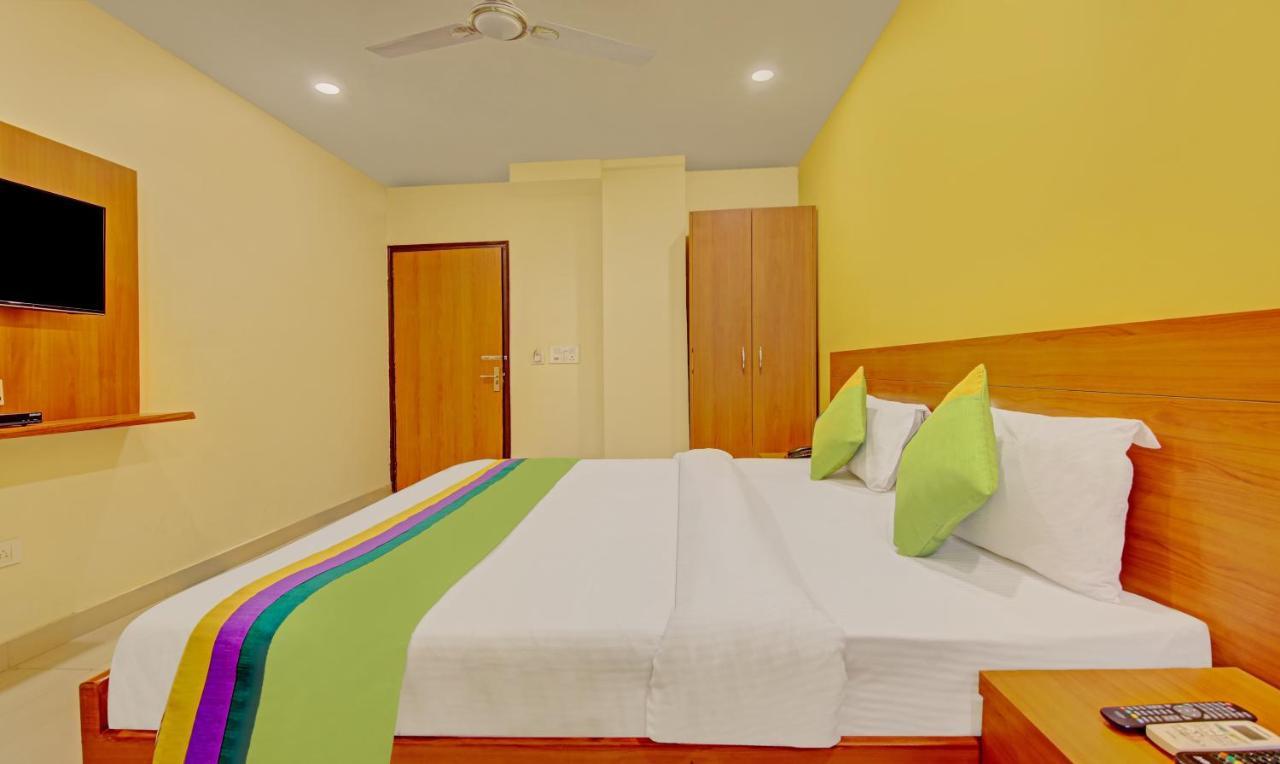 Treebo Tms Residency Hotel นิวเดลี ภายนอก รูปภาพ