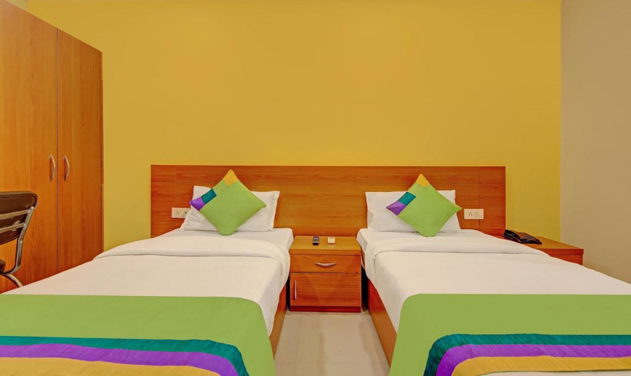 Treebo Tms Residency Hotel นิวเดลี ภายนอก รูปภาพ